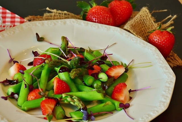 healthy asparagus salad with strawberries