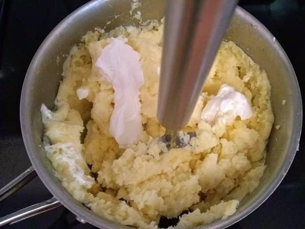mashed potatoes - mashing with sour cream
