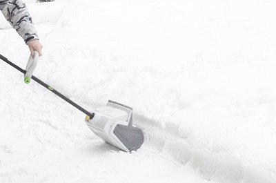Best Cordless Snow Shovel (2022 reviews)