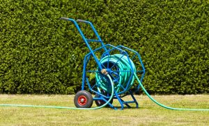 hose reel cart with wheels