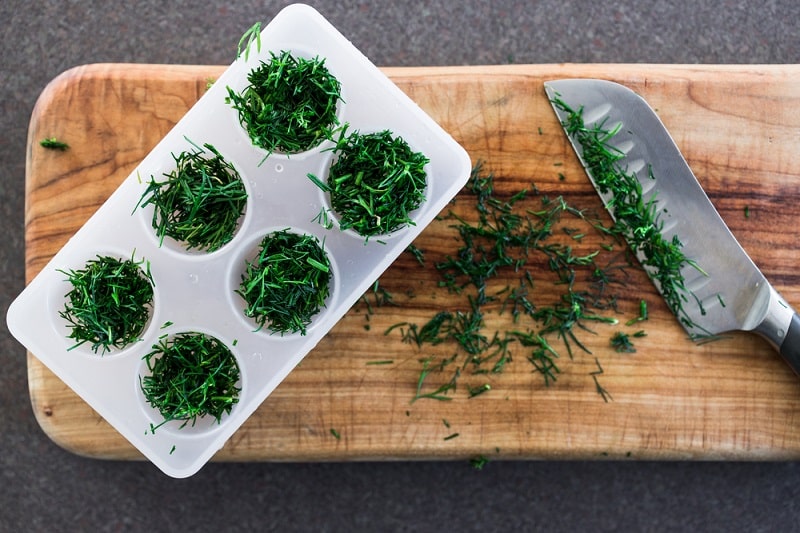 How to Freeze Dill (Whole, Chopped, and Pureed) • Sow Small Garden