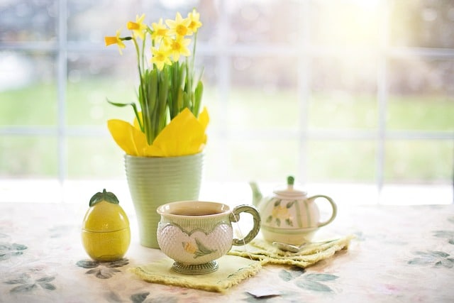 daffodils for Easter decor